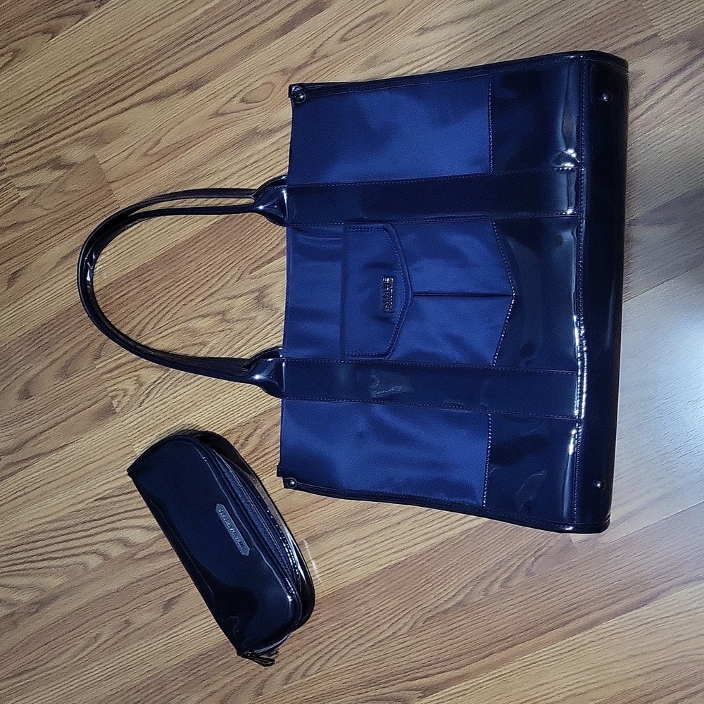 2 Aimee Kestenberg large navy blue tote bag travel set makeup toiletry bag NWOT
